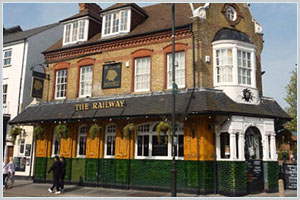 tavern railway pub bromley prizes quizzing drinks spot team happy there food